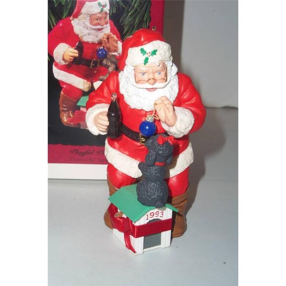 Playful Pals Coca-Cola Santa Hallmark Christmas Ornament 1993 -011430 - Picture 1 of 3